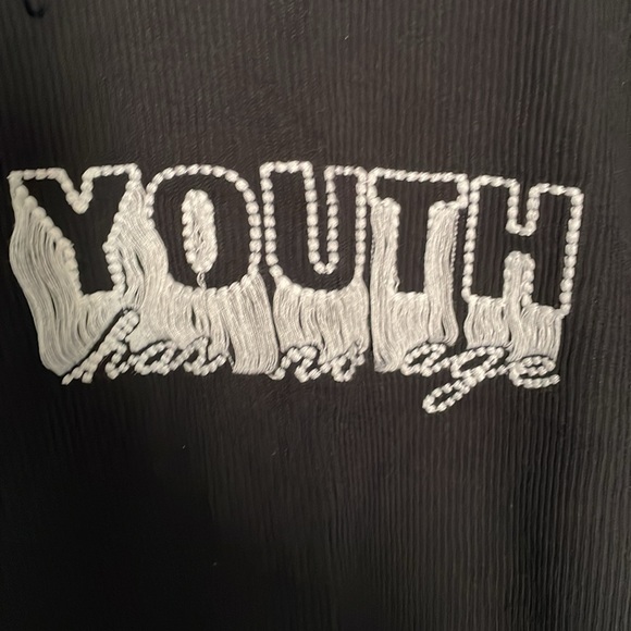 Medium size casual t-shirt - Picture 3 of 3